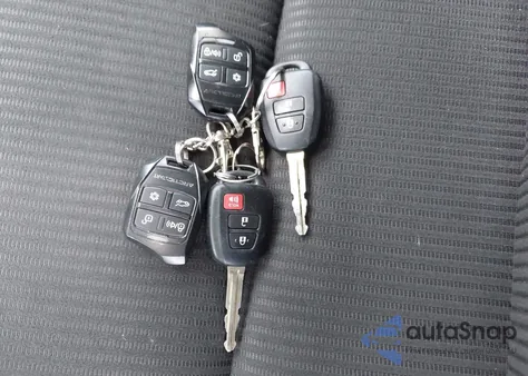 2018 Toyota Rav4 Le from USA, damaged, VIN JTMBFREV7JJ203690